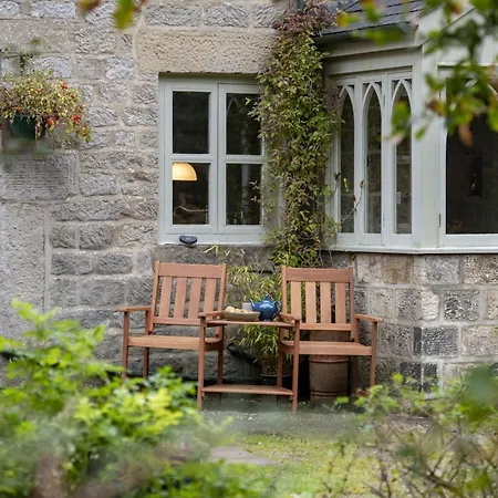 The Gamekeeper At Hole Bottom 2