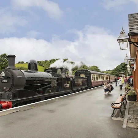 The Gamekeeper At Hole Bottom 2 Дом отдыха *